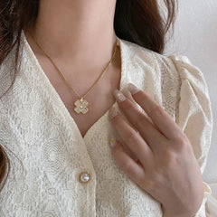 Real 18k Gold Color Clover Necklace Gold Cat's Eye Exquisite Petal Clavicle Chain